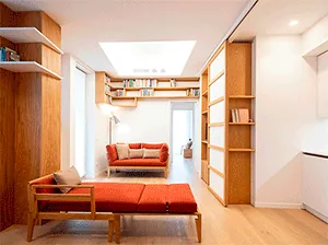 Casa Wabi Sabi: un piccolo appartamento a Milano dal design essenziale e flessibile ispirato all’estetica giapponese